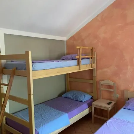 Sota Alojamento de Acomodação e Pequeno-almoço Vlorë